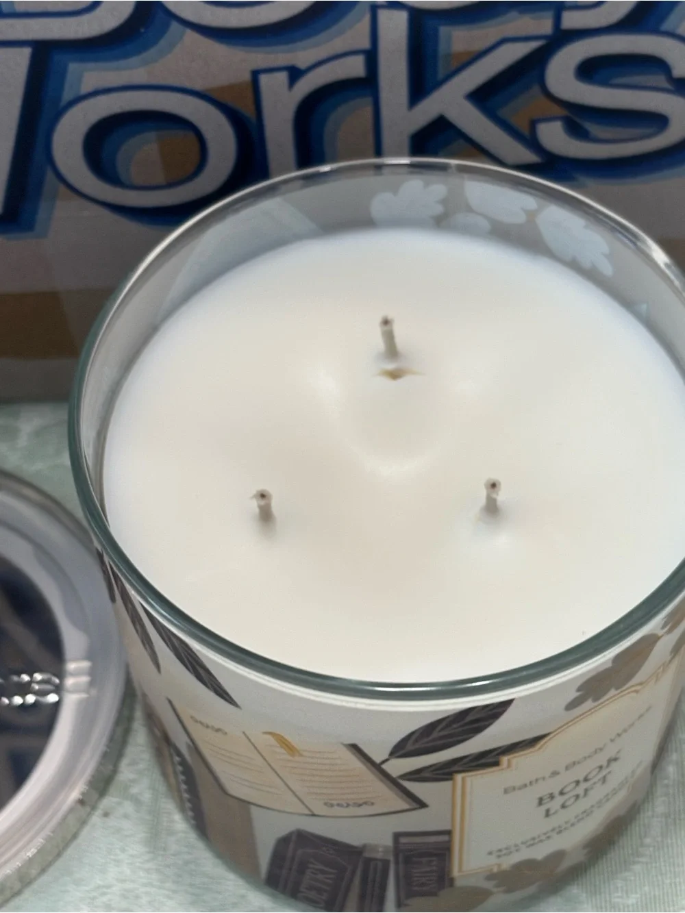 Bath & Body Works Book Loft Three Wick Scented Candle